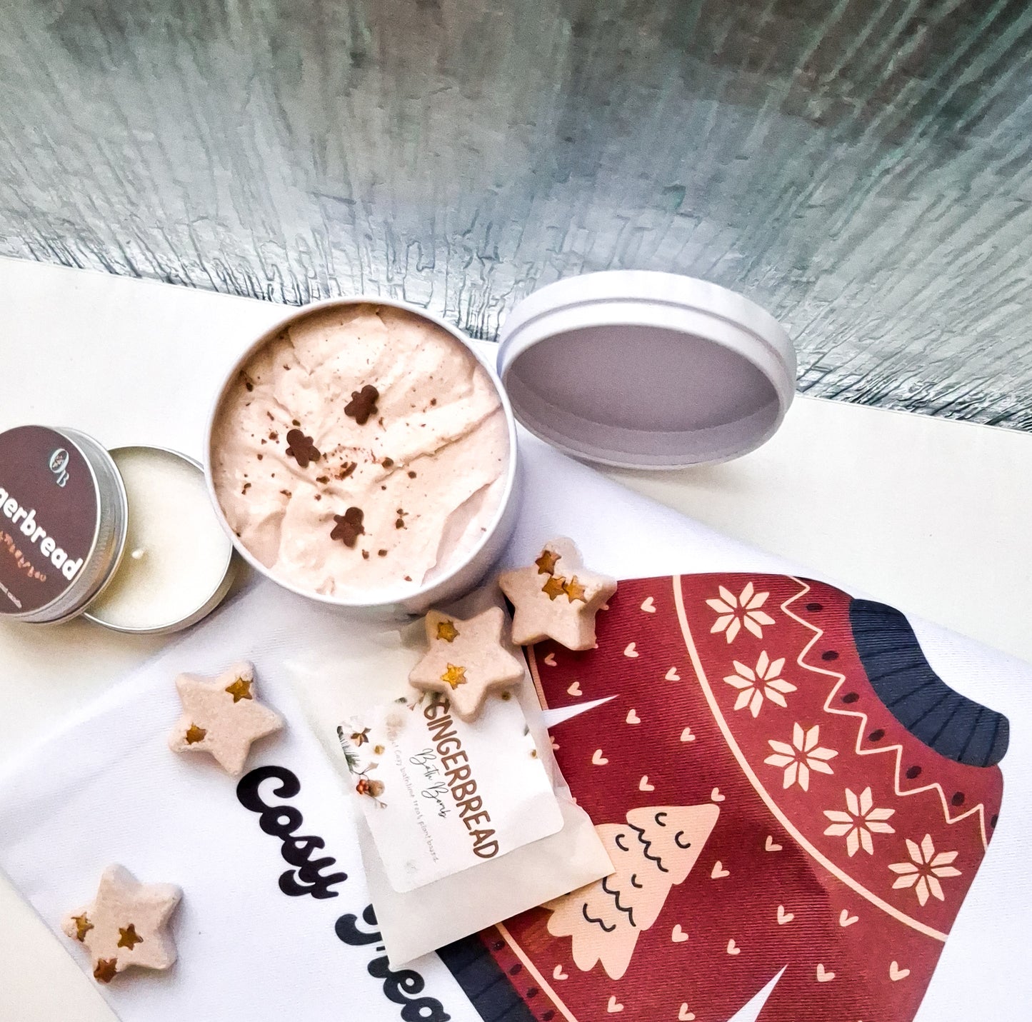 Cosy Festive Selfcare Gift set. Gingerbread