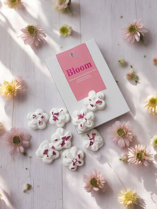 Bloom mini bath bombs.